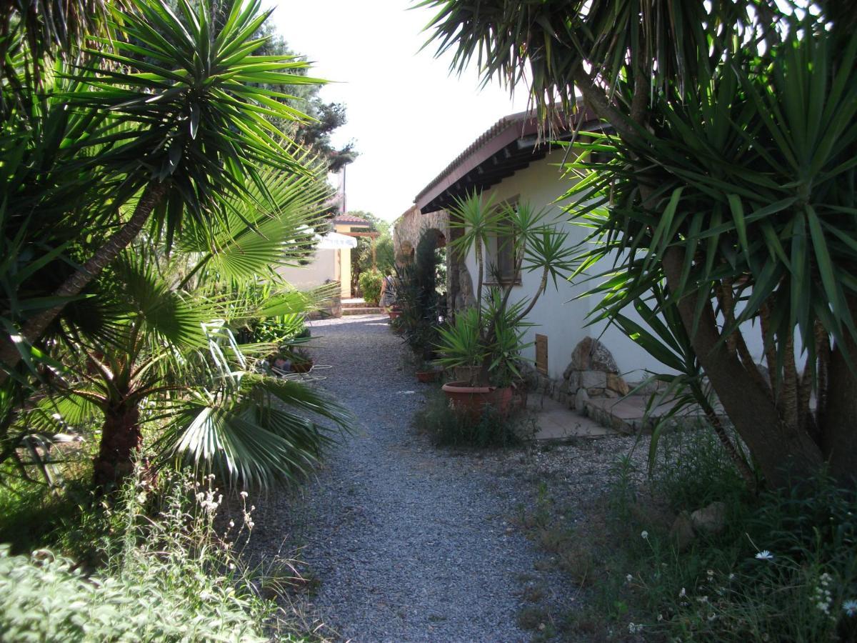 Agriturismo Rocce Bianche Guest House Arbus Exterior photo